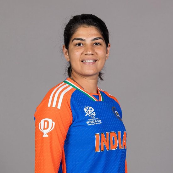 यास्तिका भाटिया